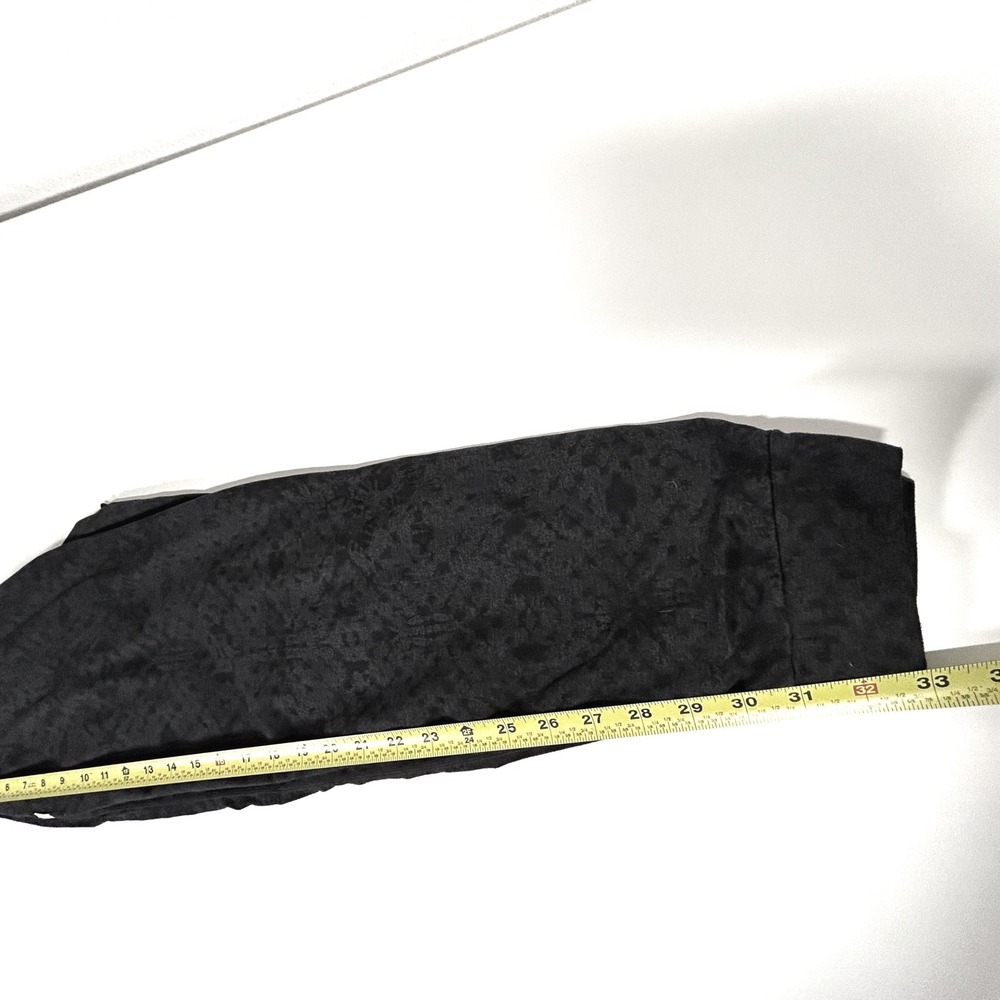 Vuori Women's Performance Dream knit jogger charcoal shibori gray print Small - Picture 8 of 8